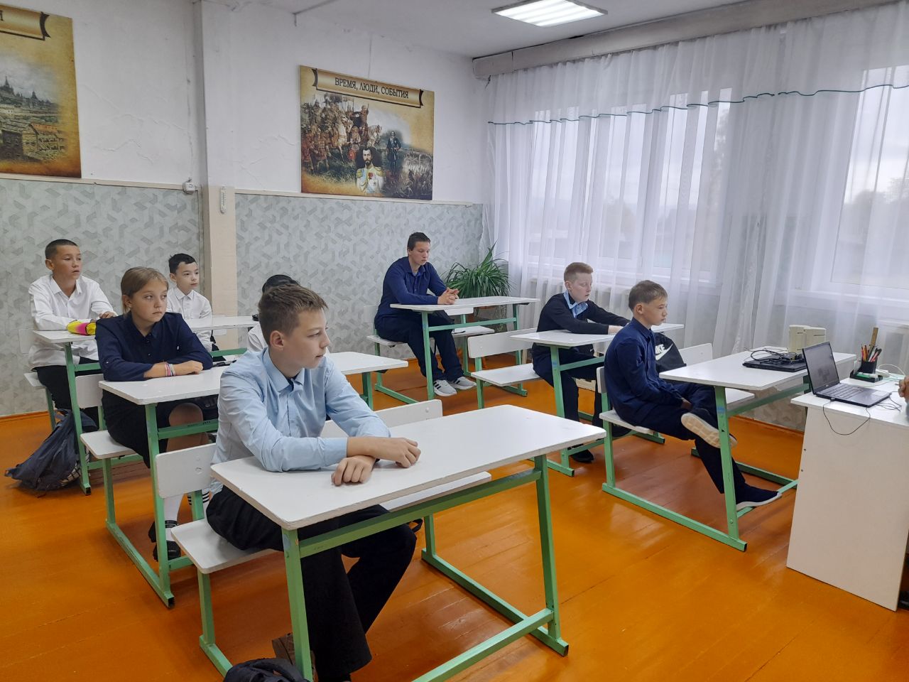 Век информации.