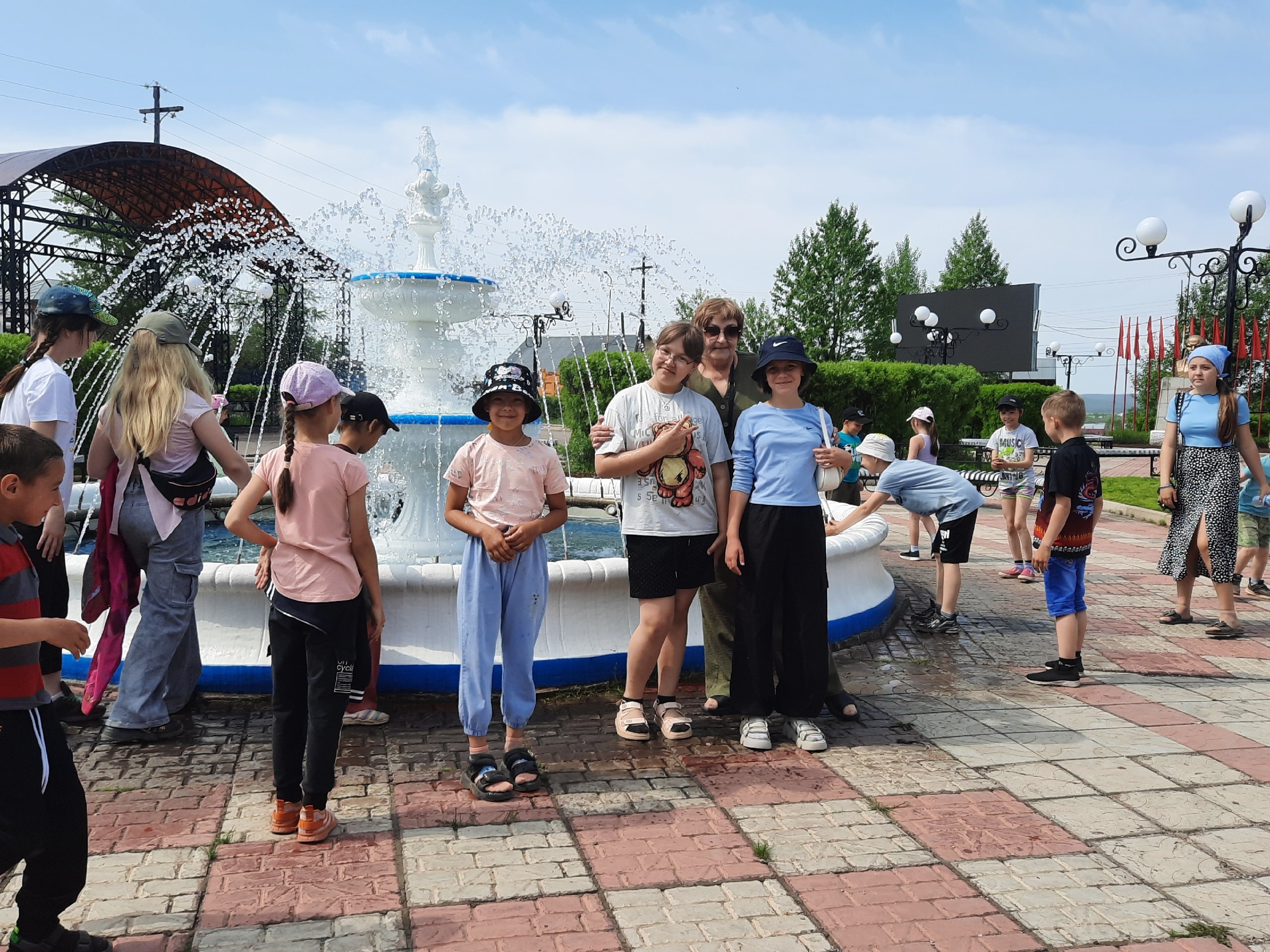 Сегодня в нашем летнем лагере прошёл особенный день, посвящённый Дню дружбы.